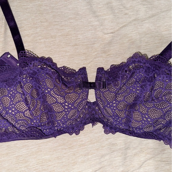 Sexy Purple Lace Balconette Scalloped Bra - Picture 4 of 5
